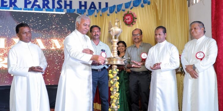 അതിരൂപത കാത്തലിക് ടീച്ചേഴ്സ് ഗിൽഡിന്റെ വാർഷിക യോഗത്തിൽ വിരമിക്കുന്ന അധ്യാപകരെ ആദരിച്ചു