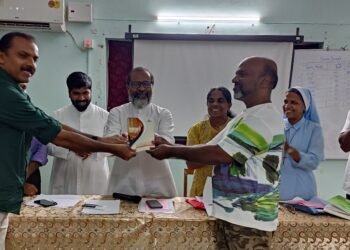 അതിരൂപത ബി.സി.സി. കമ്മീഷന്‍ ഡയറക്ടറി പ്രകാശനം ചെയ്തു