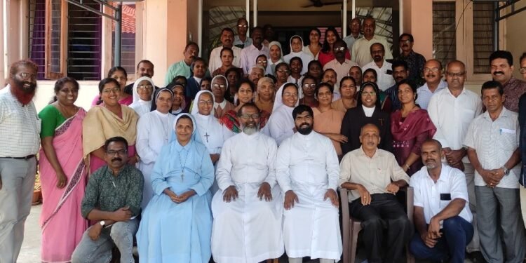 കെആര്‍എല്‍സിസി ബി.സി.സി. കമ്മീഷന്‍ പ്രതിനിധികള്‍ അതിരൂപതയിൽ സന്ദർശനം നടത്തി