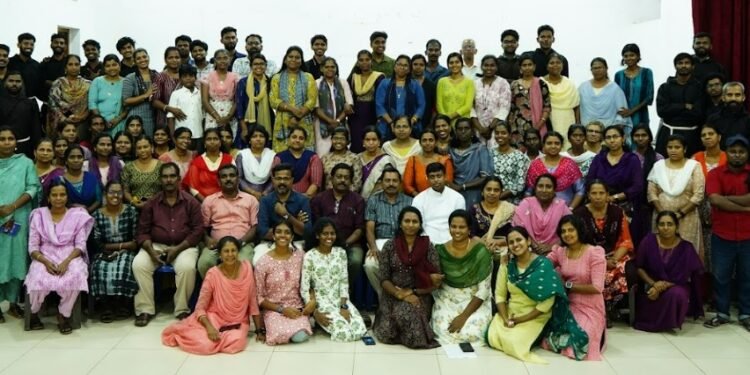 അവധിക്കാല വിശ്വാസോത്സവ (VFF) പരിശീലനം നടത്തി അജപാലന ശുശ്രൂഷ