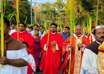 നാളെ ഓശാന ഞായര്‍; ആഗോള ക്രൈസ്തവ സമൂഹം വിശുദ്ധവാരത്തിലേക്ക്