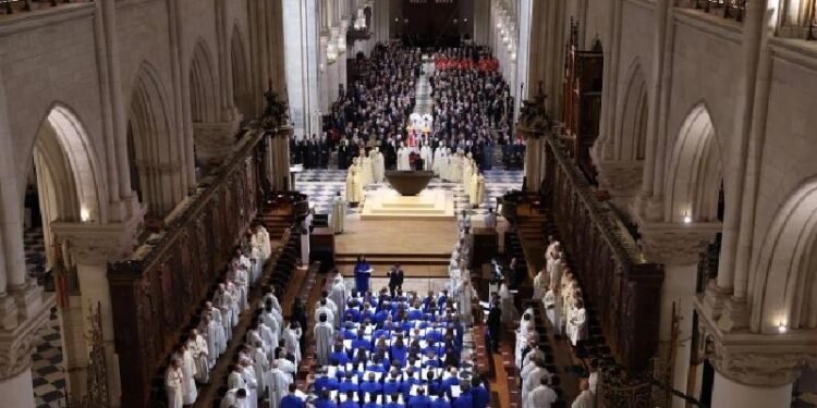 ഫ്രാൻസിൽ വിശ്വാസ വളർച്ച; 10,384 പേർ ഈസ്റ്റർ ദിനത്തിൽ ജ്ഞാനസ്നാനം സ്വീകരിക്കും