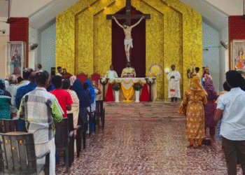 പുല്ലുവിള ഫെറോനയിൽ കുടുംബ ശുശ്രൂഷ കേൾവി സംസാര പരിമിതർക്ക് ആംഗ്യഭാഷ ദിവ്യബലിക്ക്  തുടക്കം കുറിച്ചു