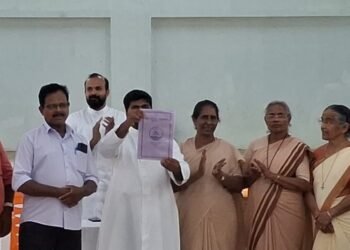 ലോഗോസ് ക്വിസ് പഠനസഹായി തയ്യാറാക്കി പുല്ലുവിള ഫെറോന ബിസിസി കമ്മീഷൻ