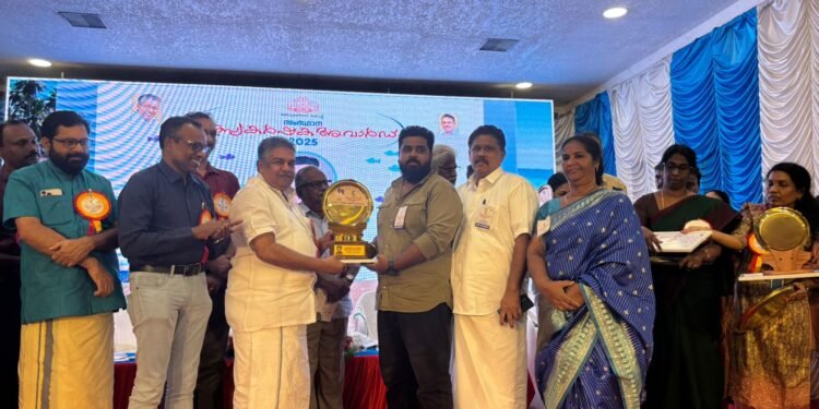 മത്സ്യകൃഷിയിൽ സംസ്ഥാന സർക്കാരിന്റെ പുരസ്കാരം; താരമായി അതുൽ ഫ്രാങ്ക്ളിൻ