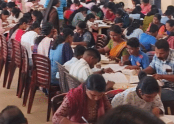 പുല്ലുവിള ഇടവകയിൽ ബൈബിൾ ദിനമാചരിച്ച് ഒരു മണിക്കൂറിൽ സമ്പൂർണ്ണ ബൈബിൾ പകർത്തിയെഴുതി