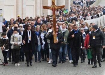 അകലെയുള്ളവരുടെ ഇടയിൽ മാത്രമല്ല അടുത്തുള്ളവർക്കും മിഷനറിയാവുക; മിഷനറിമാരുടെയും കുടിയേറ്റക്കാരുടെയും ജൂബിലി ദിനത്തിൽ പാപ്പ