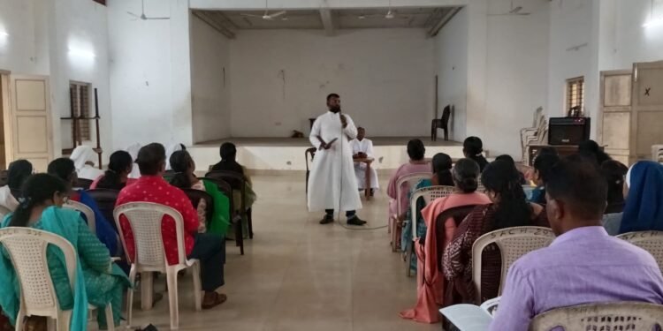 വലിയതുറ ഫൊറോന ബിസിസി ഭാരവാഹികൾക്ക് വചന വിചിന്തനത്തിനുള്ള പരിശീലനം നടത്തി