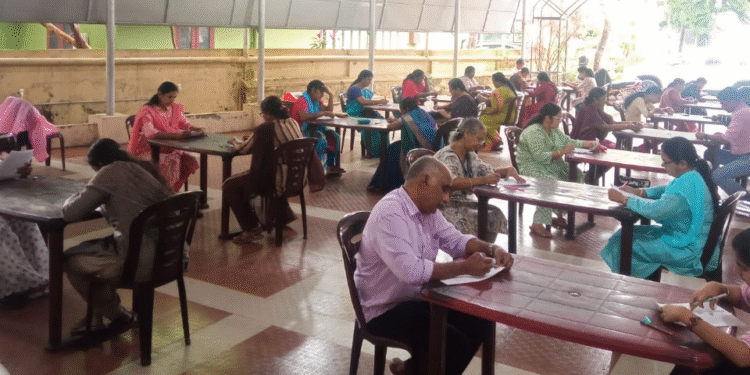 വിശുദ്ധ കൊച്ചു ത്രേസ്യയുടെ ജീവിതം ആസ്പതമാക്കി ക്വിസ് നടത്തി വട്ടിയൂർക്കാവ് ഫെറോന