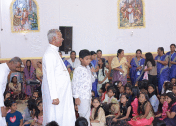 തൂത്തൂർ സെന്റ് തോമസ് ഫൊറോന ദേവാലയത്തിൽ അതിരൂപതാദ്ധ്യക്ഷൻ ഇടയസന്ദർശനം നടത്തി