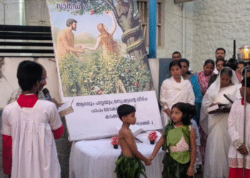 വചനഘോഷയാത്ര നടത്തി വചനമാസാചരണം അർത്ഥവത്താക്കി പരുത്തിയൂർ ഇടവക