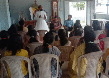 പരുത്തിയൂർ ഇടവക വിദ്യാഭ്യാസ ശുശ്രൂഷ സമിതി SSLC വിദ്യാർഥികളുടെയും രക്ഷിതാക്കളുടെയും കൂടിവരവ് നടത്തി