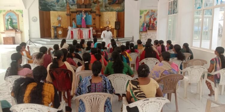 പരുത്തിയൂർ ഇടവകയിൽ വാർഡുതലത്തിൽ രക്ഷാകർത്താക്കൾക്ക് ബോധവത്കരണം നൽകി