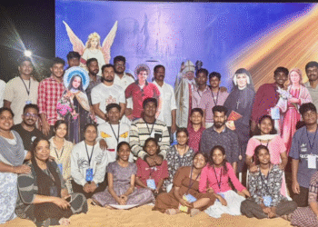 പള്ളിത്തുറ ഇടവകയിൽ ജീസസ് യൂത്ത് 1500-ലധികം വിശുദ്ധരുടെ തിരുശേഷിപ്പ് പ്രദർശിപ്പിച്ചു