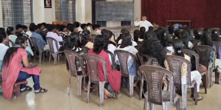 ‘ഉറവയിലേക്ക്’; മതബോധന വിദ്യാർഥികൾക്ക് ക്ലാസുകളൊരുക്കി പുല്ലുവിള ഇടവക മതബോധന സമിതി