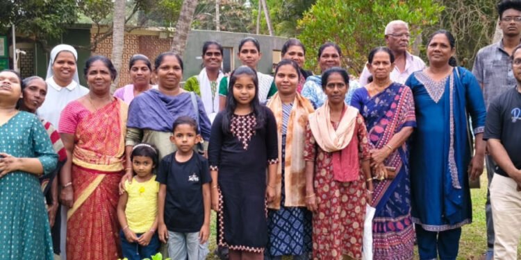 പുതുക്കുറിച്ചി ഫൊറോന കുടുംബ ശുശ്രൂഷ സംസാര, കേൾവി, കാഴ്ച പരിമിതരായവർക്ക് ഉല്ലാസയാത്ര സംഘടിപ്പിച്ചു