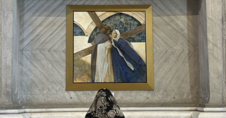 സെന്റ് പീറ്റേഴ്‌സ് ബസിലിക്കയിൽ  ‘മാനുവൽ ഡൂർ’ സ്പർശം; കുരിശിന്റെ വഴിക്ക് പുതിയ ദൃശ്യാവിഷ്കാരം