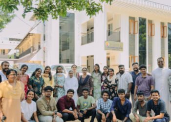 പേട്ട ഇടവക കെ.സി.വൈ.എം. ഫാത്തിമ പാലിയേറ്റീവ് കെയർ സന്ദർശിച്ചു