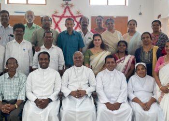 പേട്ട സെന്റ് ആൻസ് ഇടവകയിൽ തോമസ് ജെ. നെറ്റോ മെത്രാപ്പോലീത്ത ഇടയ സന്ദർശനം നടത്തി