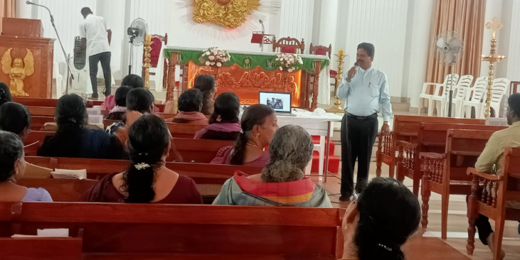 കാര്യവട്ടം ക്രൈസ്റ്റ് കിംഗ് ദേവാലയത്തിൽ വിദ്യാഭ്യാസ ശുശ്രൂഷ  ഗുഡ് പാരന്റിംഗ് ക്ലാസ് സംഘടിപ്പിച്ചു