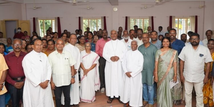 സമൂഹത്തിന് നന്മ ചെയ്യാനുള്ള വിശുദ്ധിയിലേക്ക് അൽമായർ വിളിക്കപ്പെട്ടിരിക്കുന്നു : ആർച്ച്ബിഷപ്പ് തോമസ് ജെ. നെറ്റോ