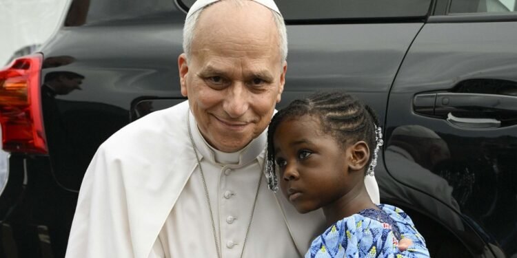 10 ദിവസങ്ങള്‍, 4 രാജ്യങ്ങള്‍, 18000 കിലോമീറ്റര്‍: ലെയോ പാപ്പയുടെ ആഫ്രിക്കന്‍ സന്ദര്‍ശനത്തിന് സമാപനം