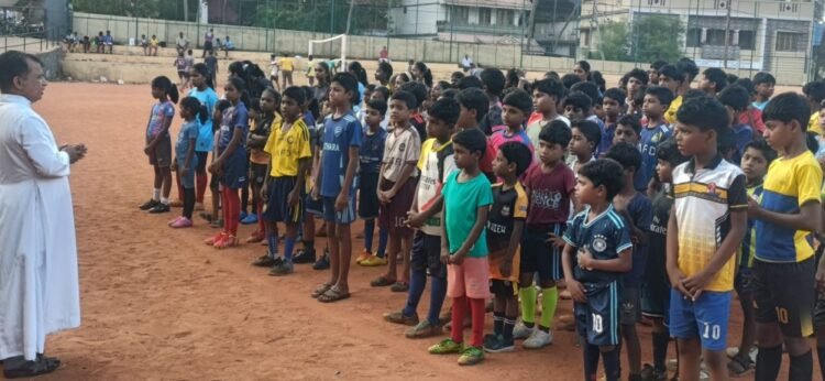 പുല്ലുവിള ഇടവകയിൽ വിദ്യാഭ്യാസ ശുശ്രുഷ സമിതി ഫുട്ബോൾ പരിശീലന ക്യാമ്പിന്‌ തുടക്കംകുറിച്ചു