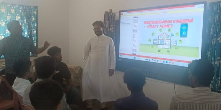 തൂത്തൂർ ഫേറോന വിദ്യാഭ്യാസ സമിതിയുടെ ആഭിമുഖ്യത്തിൽ മാധ്യമ  അവബോധന ക്ലാസ്സ്‌ സംഘടിപ്പിച്ചു