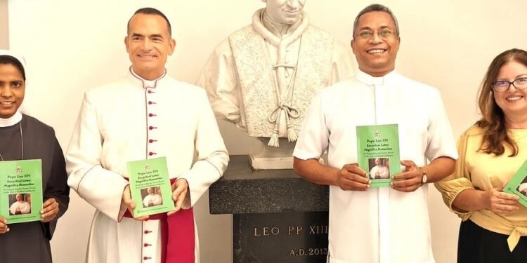 എഐയുടെ സാധ്യതകളും വെല്ലുവിളികളും ചര്‍ച്ച ചെയ്യുന്ന ‘മാഗ്‌നിഫിക്ക ഹ്യൂമാനിറ്റാസി’ന്റെ ഇന്ത്യന്‍ പതിപ്പ് പ്രകാശനം ചെയ്തു