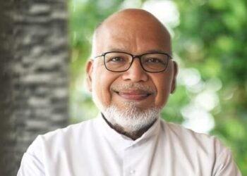 തിരുനാമകീര്ത്തനം പാടുവാനല്ലെങ്കില്….; വചനപ്രഘോഷനും പ്രശസ്ത ഭക്തിഗാന രചയിതാവുമായ ഫാ. മൈക്കിൾ പനച്ചിക്കൽ വിടവാങ്ങി