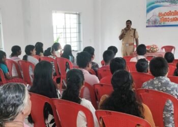 പാലപൂര് ഹോളിക്രോസ് ഇടവകയിൽ ലഹരി വിരുദ്ധ ദിനാചരണവും, ബോധവൽക്കരണ ക്ലാസും നടന്നു