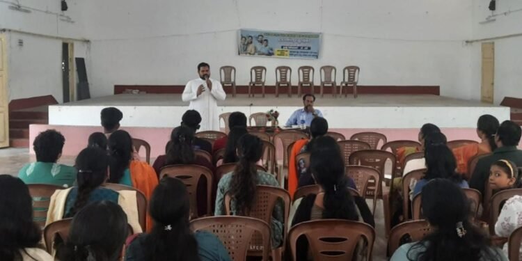 പേട്ട ഫെറോന കുടുംബ ശുശ്രൂഷ ബോധവൽക്കരണ സെമിനാർ സംഘടിപ്പിച്ചു