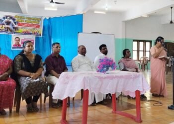 വിഴിഞ്ഞം ഇടവകയിൽ വിദ്യാഭ്യാസ, കുടുംബ ശുശ്രൂഷകൾ സംയുക്തമായി മാതാപിതാക്കൾക്ക് സെമിനാർ നടത്തി