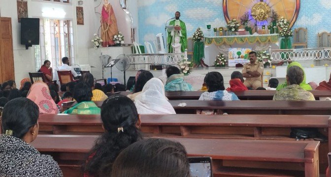 ആഴാകുളം ഇടവകയിൽ ലഹരി വിരുദ്ധ ബോധവൽക്കരണ ക്ലാസ് സംഘടിപ്പിച്ചു