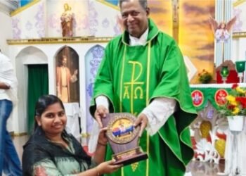 ശാന്തിപുരം ഇടവക വിദ്യാഭ്യാസ സമിതി പഠന മേഖലയിൽ മികവു പുലർത്തിയവരെ ഇടവക ആദരിച്ചു