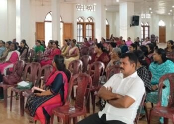 വേളി ഇടവകയിൽ വിദ്യാഭ്യാസ മതബോധന സമിതികൾ സംയുക്തമായി ഗുഡ് പാരന്റിംഗ് ക്ലാസ് നടത്തി