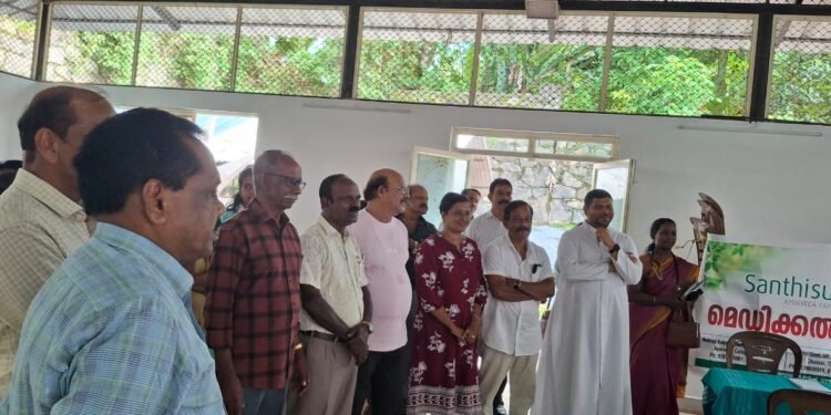 പേട്ട ഫൊറോന KLCA ആയുർവേദ മെഡിക്കൽ ക്യാമ്പ് സംഘടിപ്പിച്ചു