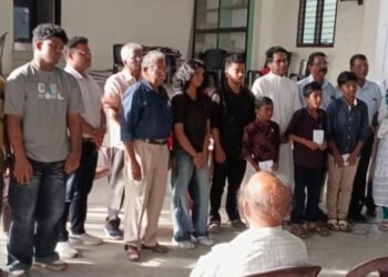 വിൻസെന്റ് ഡി. പോൾ വട്ടിയൂർക്കാവ് ഫെറോന ഏരിയ കൗൺസിൽ വിദ്യാർഥികൾക്ക് പഠന മേശയും കസേരയും വിതരണം ചെയ്തു