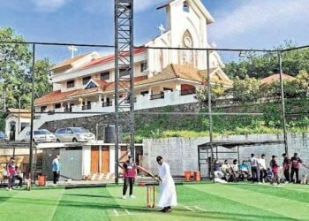 വൈദികരുടെ ‘കത്തനാര് ക്രിക്കറ്റ് ലീഗ്’; പോരാട്ടത്തിനായി തിരുവനന്തപുരം അതിരൂപതയിൽ നിന്നും രണ്ട് ടീമുകൾ