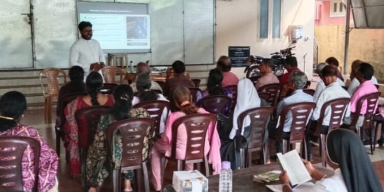 ‘മാഗ്നിഫിക്ക ഹുമാനിത്താസ്’; വട്ടിയൂർക്കാവ് ഫൊറോന ബിസിസി സമിതി പഠന ശിബിരം സംഘടിപ്പിച്ചു