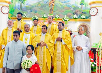 നയിക്കുന്നത് വിശ്വാസ വെളിച്ചം; കാഴ്ചപരിമിതികളെ തോല്‍പിച്ച് അനീഷും മേരി അല്‍ഫോണ്‍സയും പുതുജീവിതത്തിലേക്ക്, കുടുംബശുശ്രൂഷയ്ക്ക് അഭിമാനം